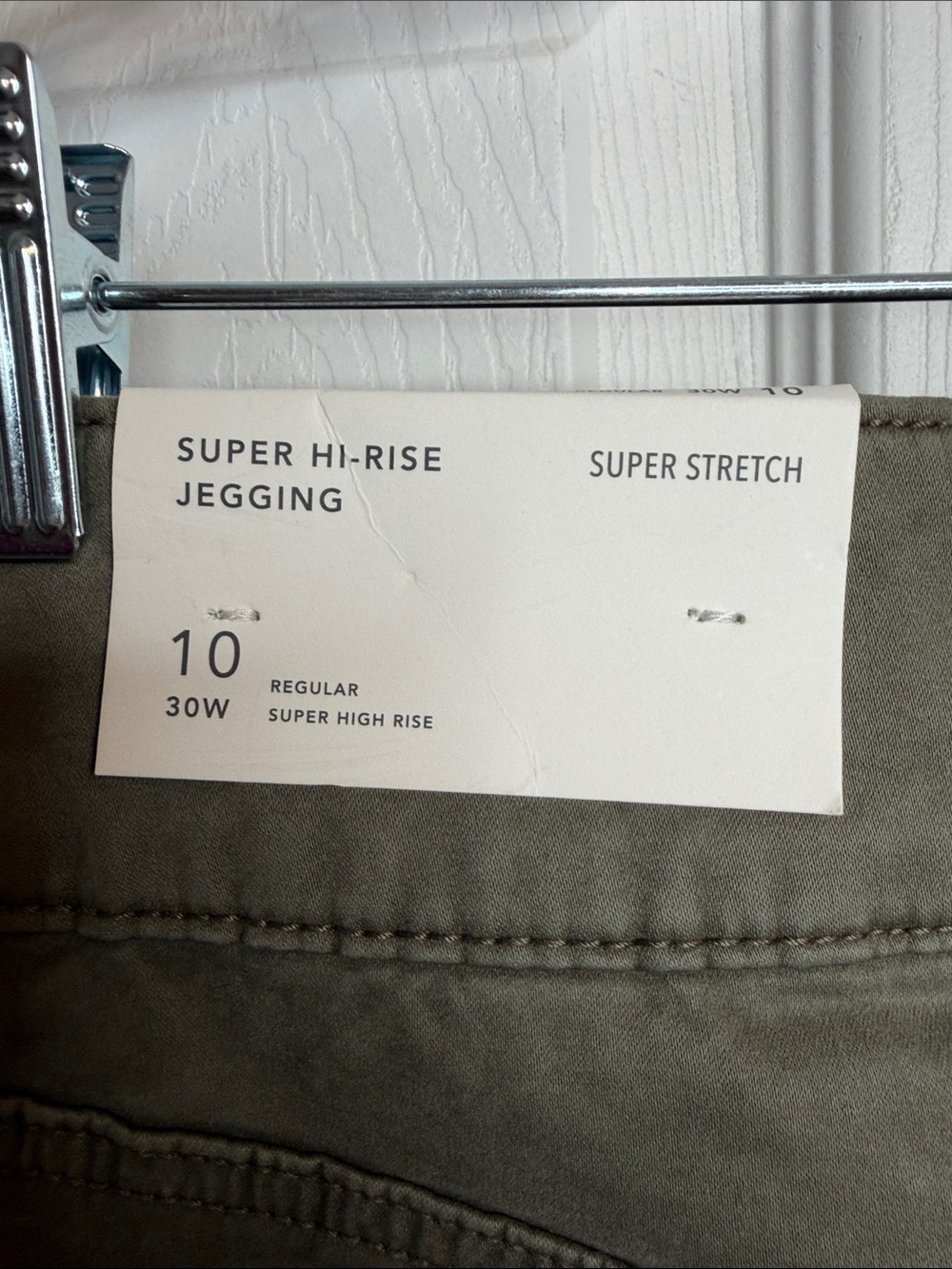 Women’s Olive Cargo Jogger Pants - Casual Utility Style - Picture 2 of 16